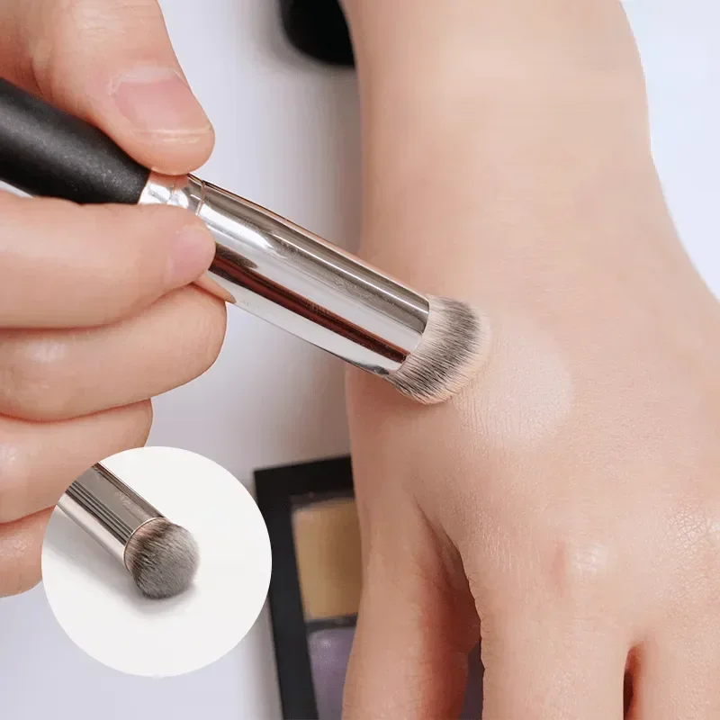 Huda Beauty Makeup Brush Set - Pinceau correcteur de fond de teint,