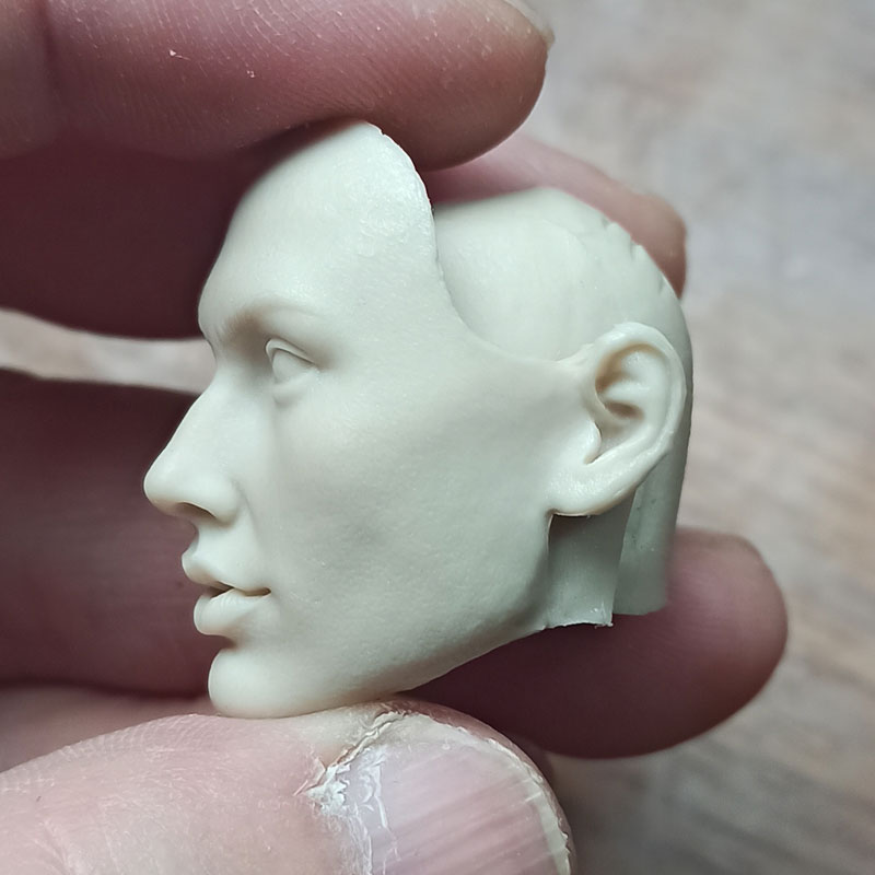 Beauty Real Makeup - Offres Spéciales : Tête sculptée blanche